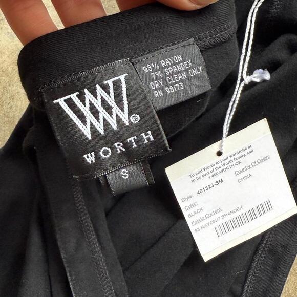 New black cami top with rhinestone straps - Picture 3 of 5